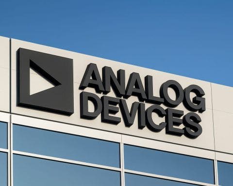 Analog Devices Stock (ADI) Hits 52‑Week High After Q4 Earnings Beat: November 29, 2025 News Roundup