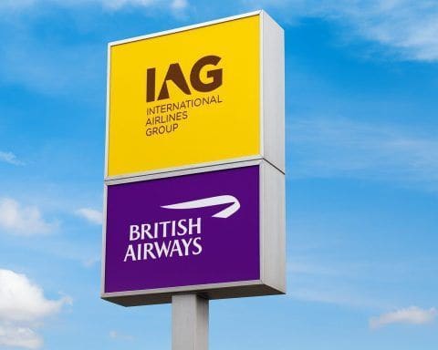 IAG share price on 27 November 2025: €55m buyback for staff incentives, ex‑dividend date and Venezuela ban hit Iberia