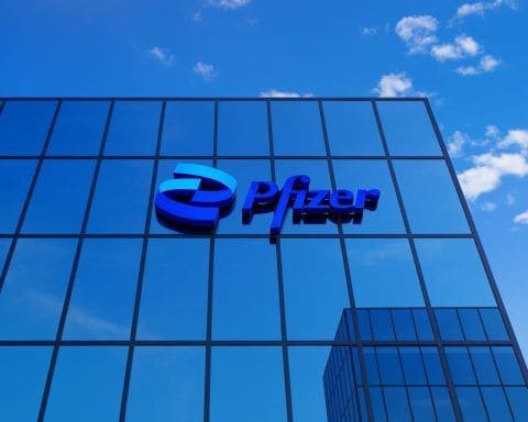 Pfizer Stock (PFE) on December 8, 2025: Price, Dividend, New Drug Data and 2025–2030 Forecast