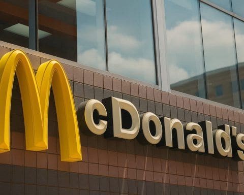 McDonald’s Stock (MCD) After Hours 12/12/2025: Late-Day Strength, Weekend Headlines, and What to Watch Before the Next Market Open