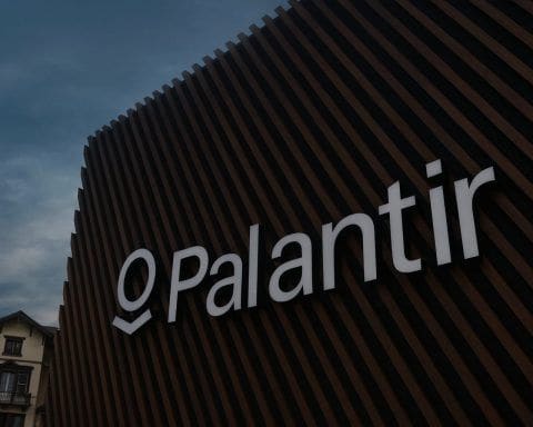 Palantir (PLTR) Stock This Week: Navy’s $448M ShipOS Push, Chain Reaction AI Infrastructure Bet, and What to Watch Next Week (Updated Dec. 12, 2025)