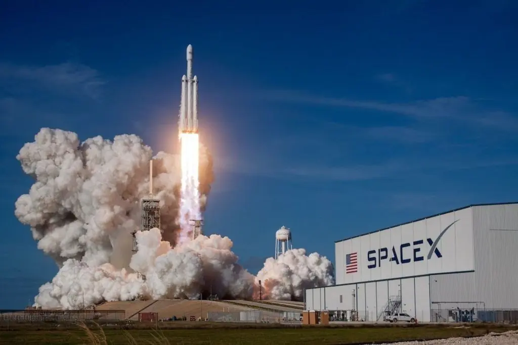 SpaceX Targets $800 Billion Valuation in New Secondary Share Sale, Poised to Leapfrog OpenAI