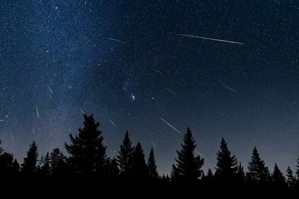 Geminids Meteor Shower 2025: The Asteroid Behind Today’s Shooting Stars (Dec. 15 Updates)