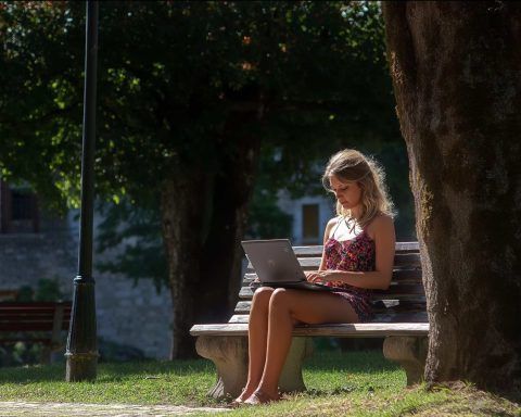 Portugal’s Digital Revolution: Complete Guide to Internet Access and Satellite Services