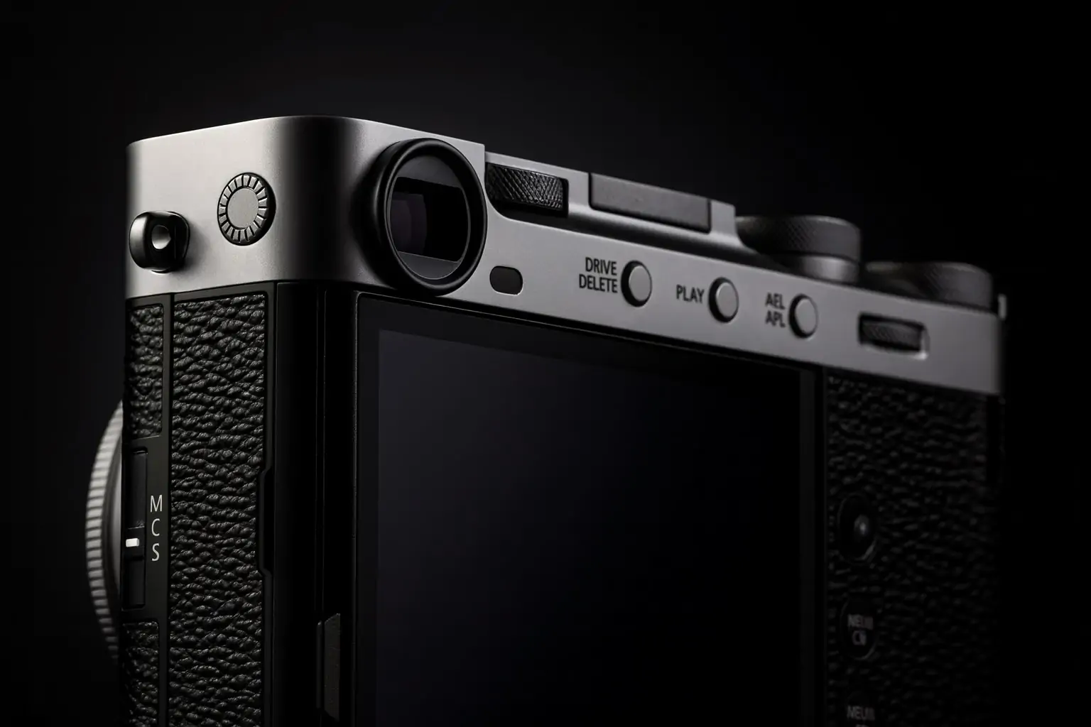 Fujifilm X-E5 Review & Comparison: 40MP Retro Revolution or Pricey Upgrade?