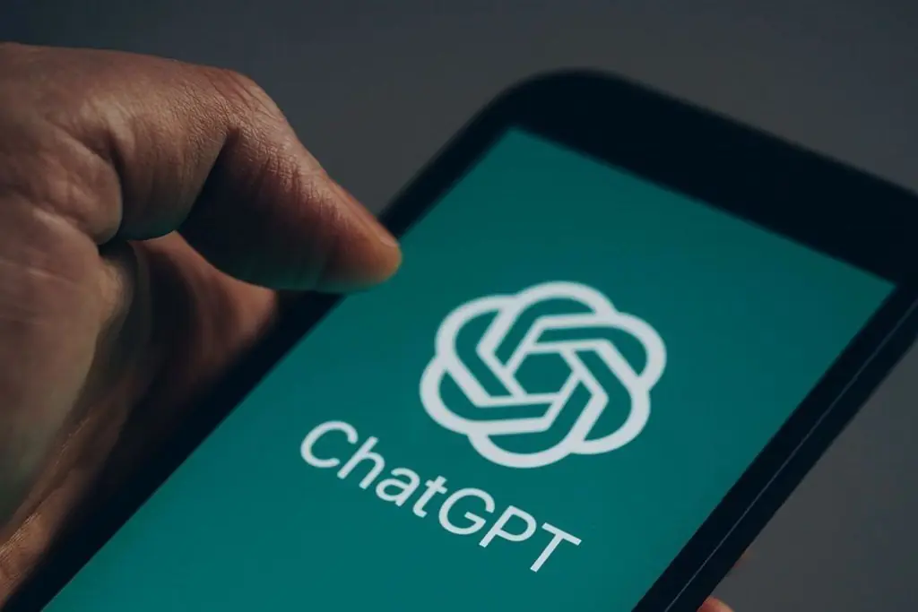 ChatGPT and the Risks of Deepening Political Polarization and Divides in the AI Era