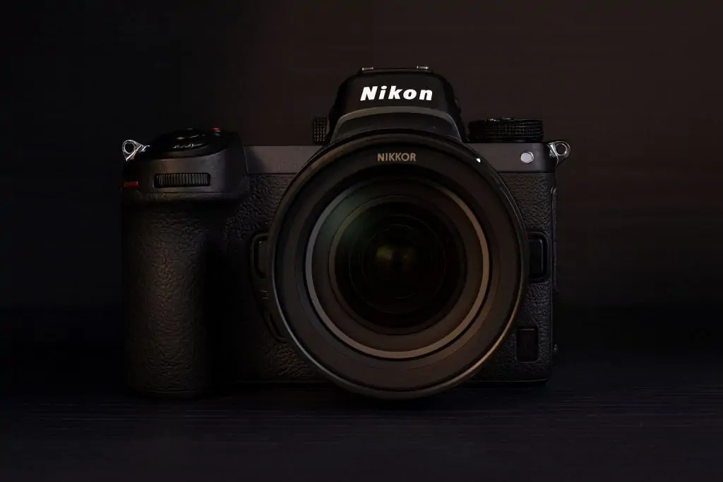 Battle of Nikon’s Full-Frame Mirrorless: Z7 II vs Z6 III vs Z5 II (2025 Showdown)