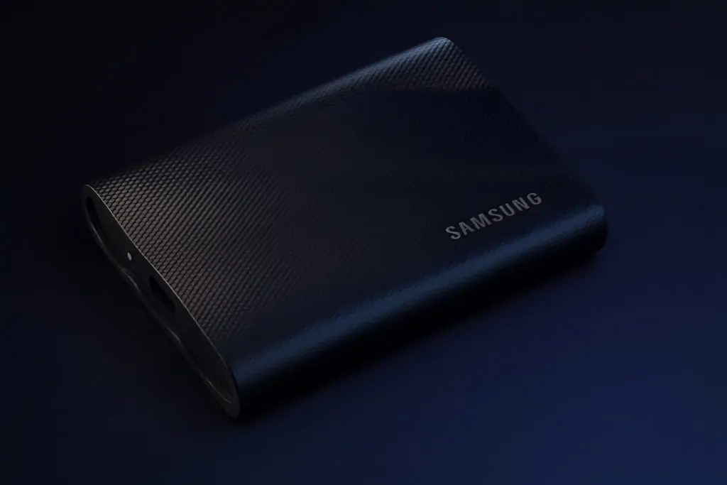 Fastest Portable SSD Showdown 2025: Samsung T9 vs SanDisk Extreme PRO USB4 vs Crucial X10 Pro