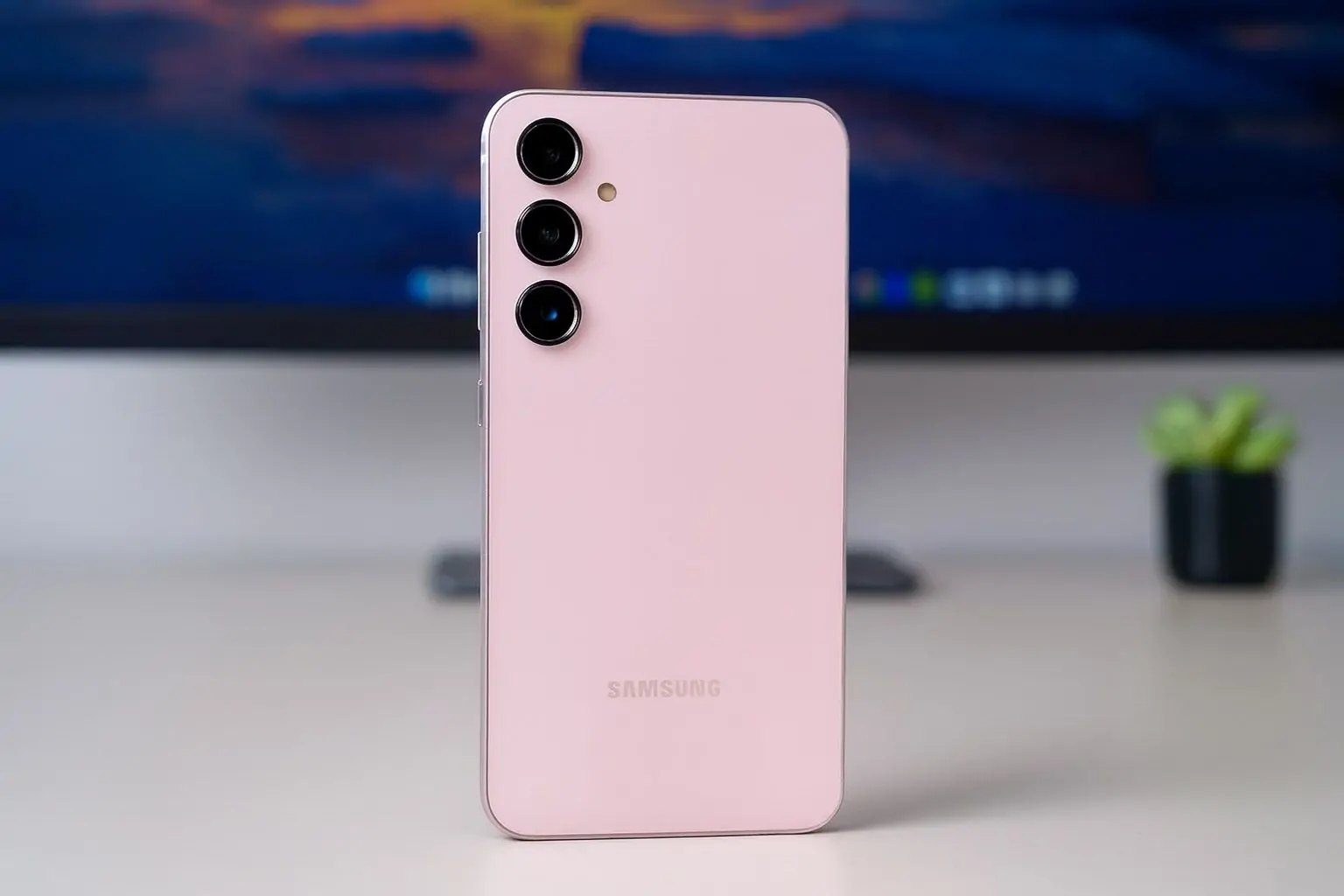 Samsung’s Midrange Showdown: Galaxy A55 vs A35 vs M55 – Which Offers the Best Bang for Your Buck?