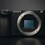 Sony A6100 vs A6400 vs A6600 en 2025 : le duel ultime des appareils photo APS-C