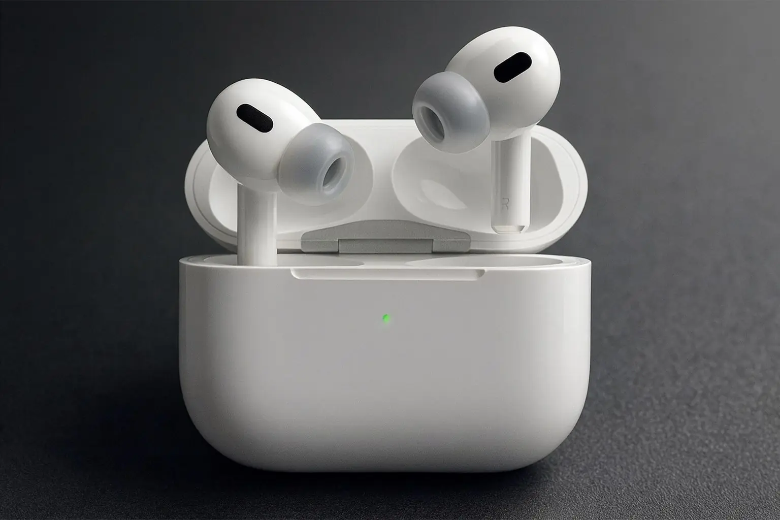 AirPods Pro 3 Breakthrough: Health Sensors, Lossless Audio & More – Everything We Know