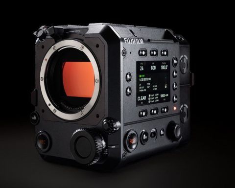 Fujifilm’s 102MP Cinema Camera vs ARRI, Sony, RED & Canon – Is the GFX Eterna 55 a Game-Changer?