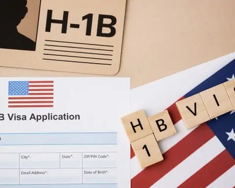 Trump’s Shocking $100,000 H‑1B Visa Fee Plan Sparks Tech Industry Uproar and Talent Exodus Fears