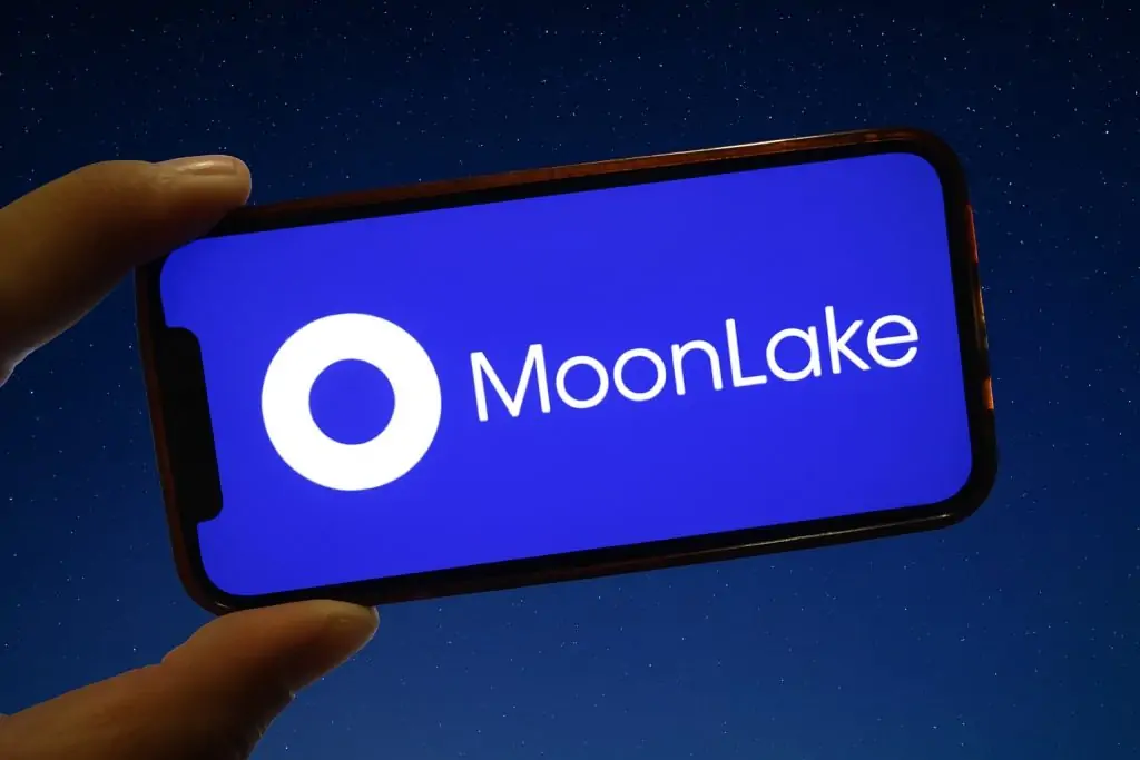 Biotech Bombshell: MoonLake (MLTX) Shares Tumble 85% on Trial News – Is a $108 Price Target Still Real?