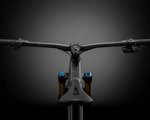 Future of E-MTB Control? Orbea’s RS iDropper Might Be the Lightest, Smartest Dropper Post Yet