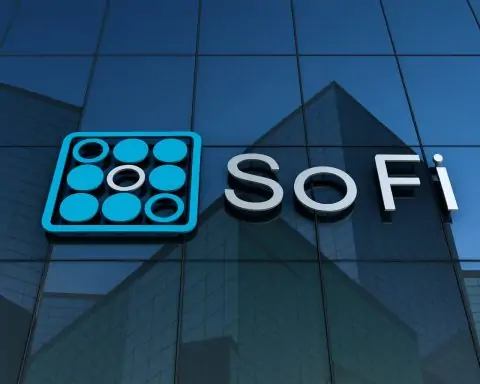 SoFi Stock Plunges on September 30 – What’s Going On?