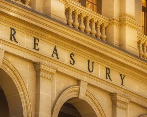 Bond Yields Plunge on Cooling Inflation – Fed Cuts and Stock Rally in Play?