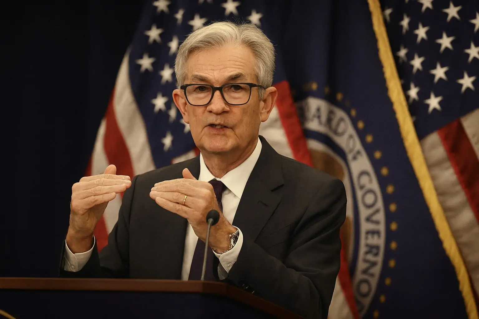Powell’s High-Stakes Speech Spurs Markets – Fed Signals More Rate Cuts in 2025