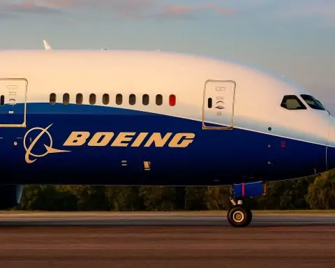 Boeing Stock Surges: FAA Clears Production Boost and Big Orders Fuel Rally