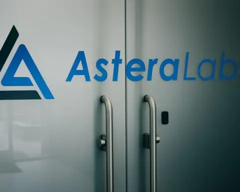 Astera Labs (ALAB) Stock Plummets After AMD-Oracle AI Deal – What Investors Should Know