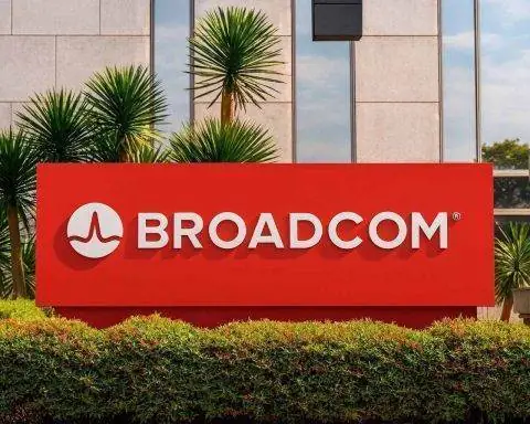 Broadcom (AVGO) stock price drops nearly 2% as chip shares slide ahead of Apple earnings