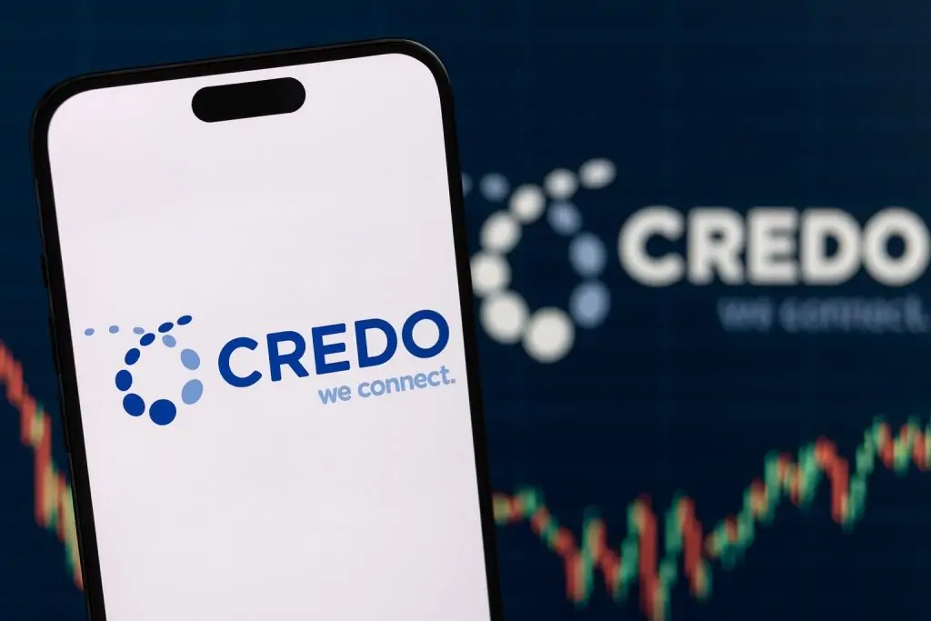 AI Data Center Goldmine or Bubble? Credo (CRDO) Stock’s Wild Ride Amid New Deals and Big Hype