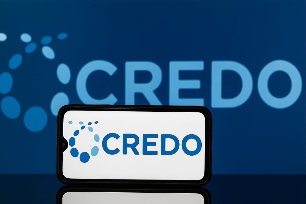 Credo Technology Group (CRDO) Stock: This Week’s Pullback, Fresh Insider Filings, Analyst Targets — and the Week-Ahead Setup (Updated Dec. 12, 2025)