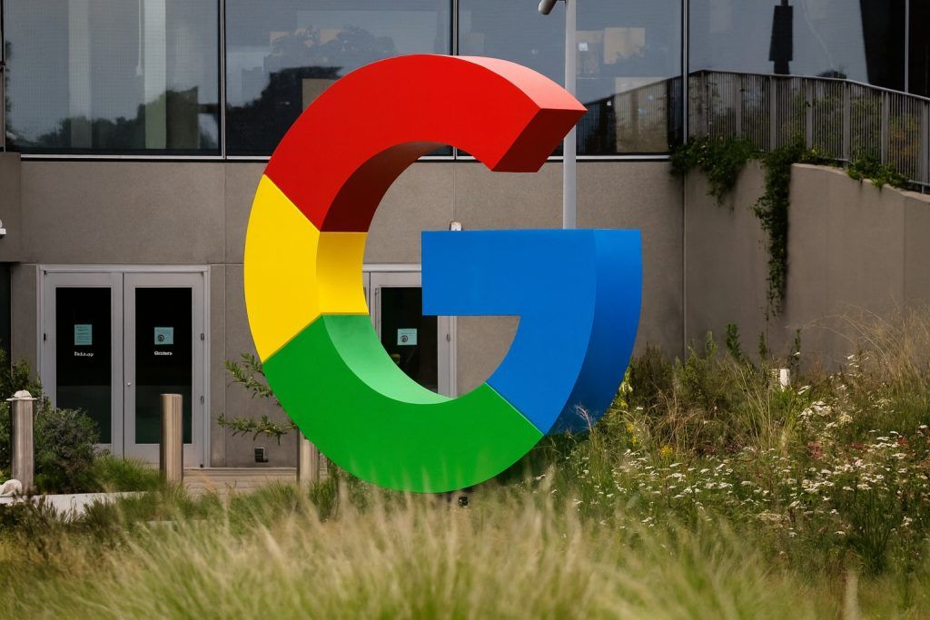 Alphabet (Google) GOOGL stock: What to Know Before Markets Open on October 20, 2025