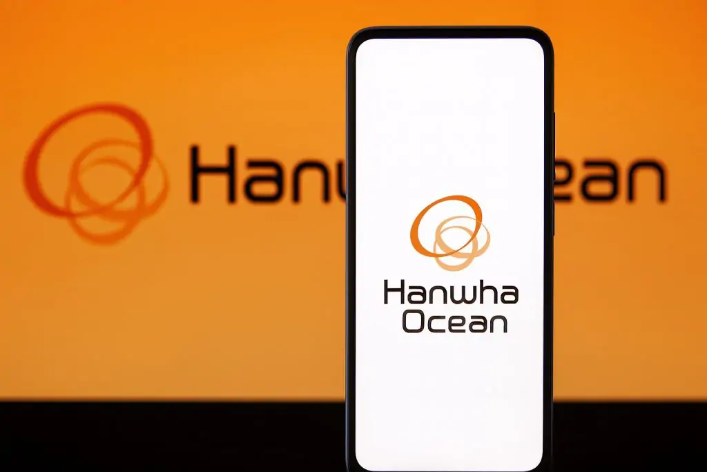 Hanwha Ocean’s High-Stakes Turnaround: Shares Drop on China Sanctions – But New Submarine & Green Ship Deals Light the Way