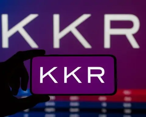 KKR Stock Plunges 6% Amid Volatility – Analysts See ~25% Upside Ahead