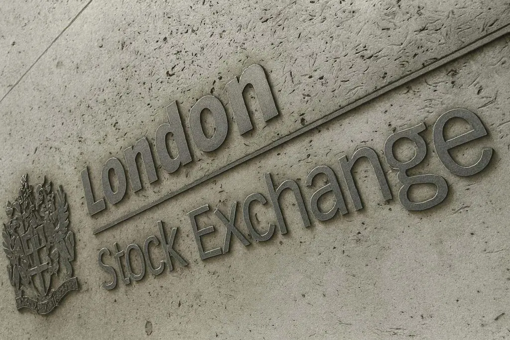 LSEG share price slips as London Stock Exchange Group logs fresh buyback — results in focus