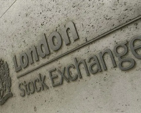 LSEG share price slips as London Stock Exchange Group logs fresh buyback — results in focus