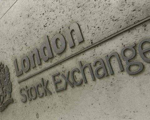 LSEG stock dips in London after buyback update — what investors watch next
