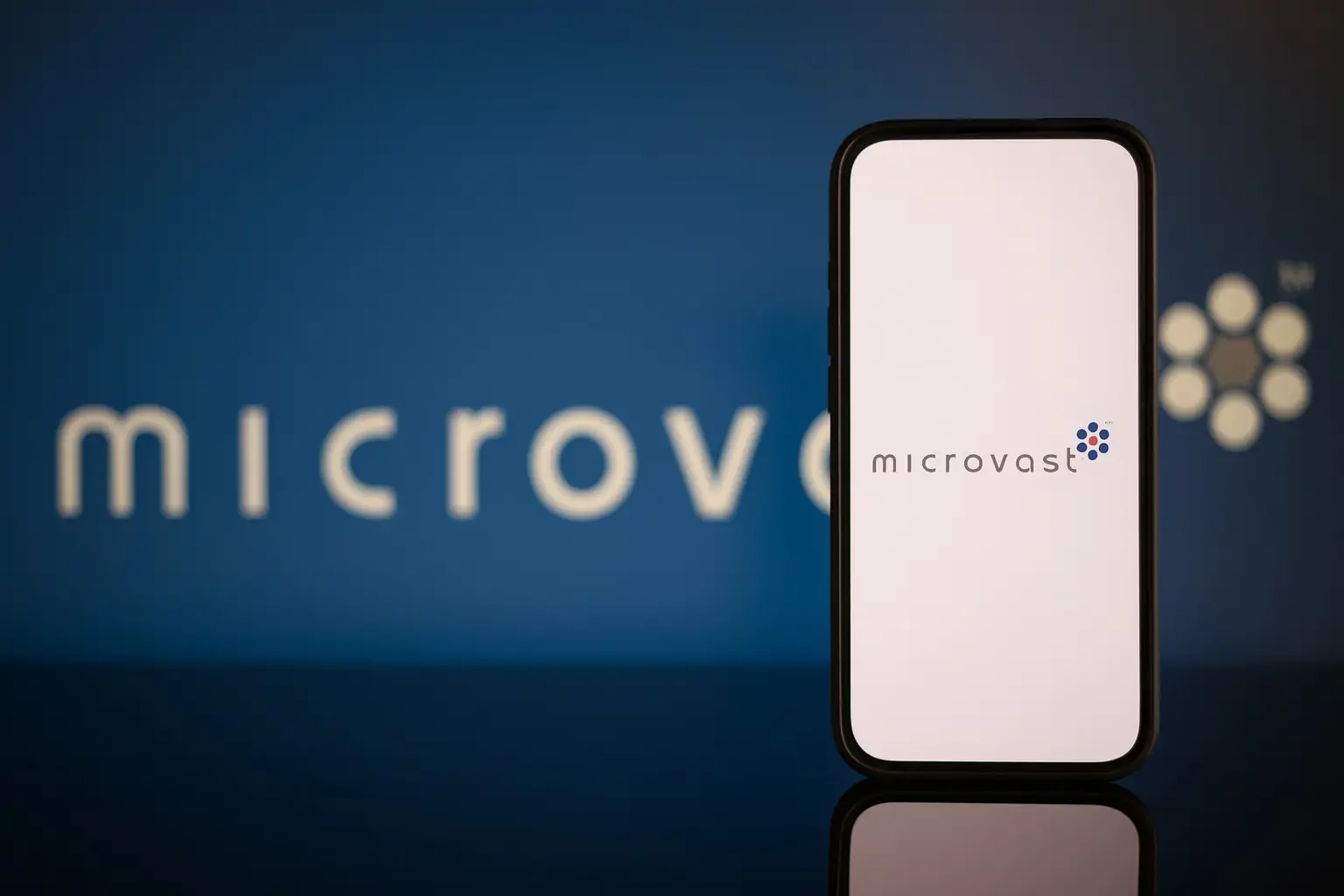 Microvast Stock Skyrockets 19% on $125M Equity Raise & Battery Breakthroughs