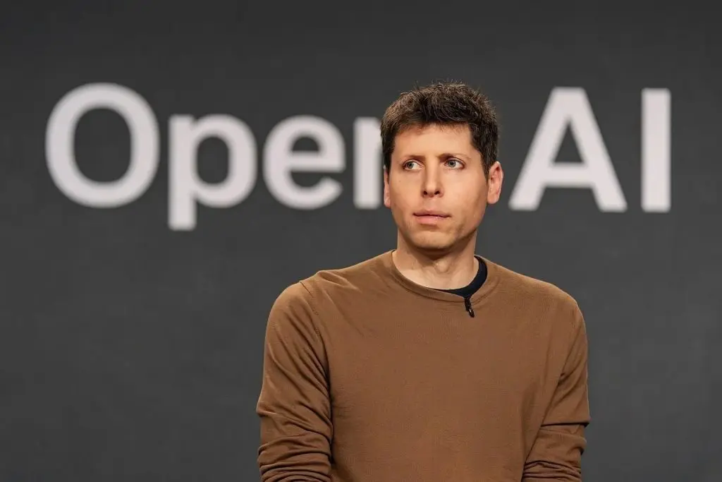 OpenAI in ‘Code Red’: GPT‑5.2, a $4.6 Billion Australia Bet and an Ads Backlash – Inside a Pivotal 72 Hours (5–7 December 2025)