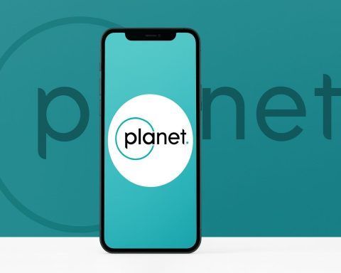 Planet Labs Stock Skyrockets in 2025: Record Highs, Big Contracts, and Rivalry in the Space Race