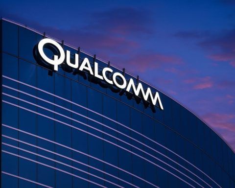 Qualcomm Stock Today (QCOM): AI Expansion, Alphawave Deal and Market Sentiment on November 19, 2025