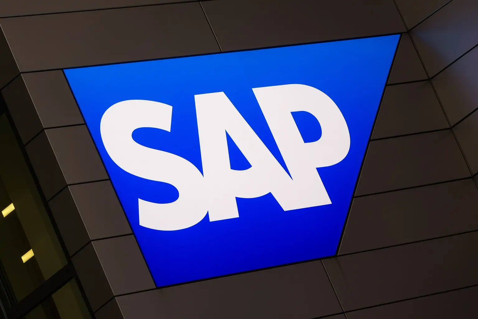 SAP Stock Skyrockets on Cloud Boom – Analysts Eye New Highs?