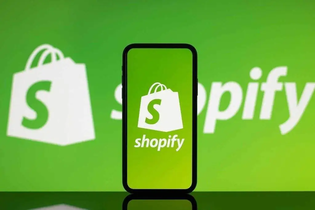 Shopify stock slips into the long weekend — what to watch before trading resumes