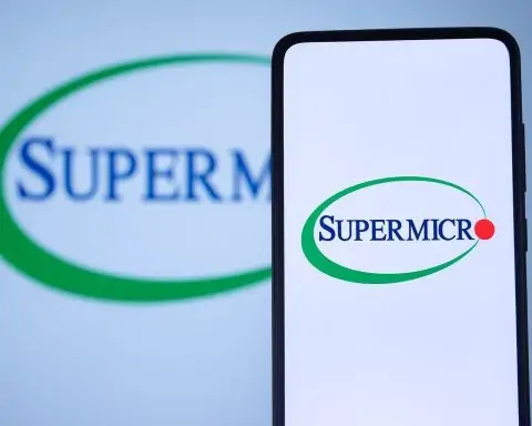 SMCI stock slips near $30 as Nvidia cools in year-end trade; what to watch