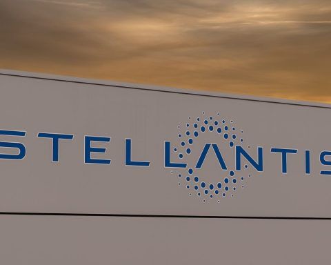 Stellantis’ $13B Gamble: Stock Swings as Automaker Bets Big on U.S. Revival