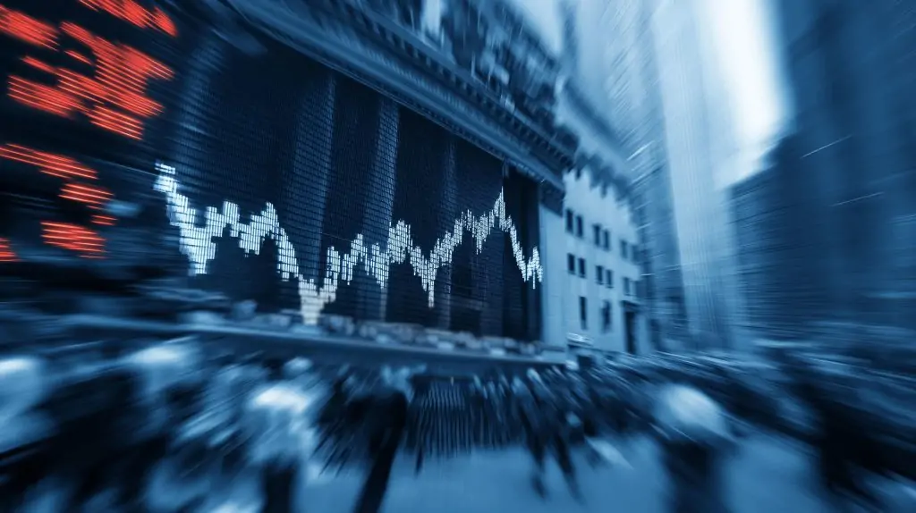 Shutdown Drags On But Wall Street Hits Records – Here’s What’s Driving Markets