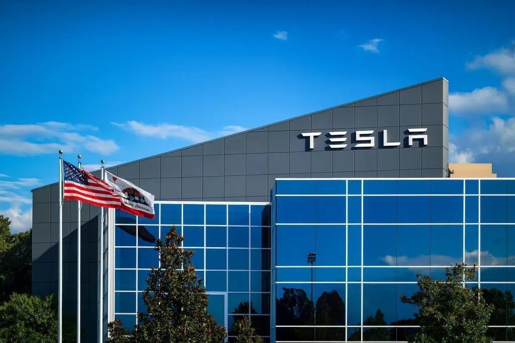 Tesla Stock Today: Crash or Coiled Spring? 13 Must‑Know Facts About TSLA (Oct 13, 2025)