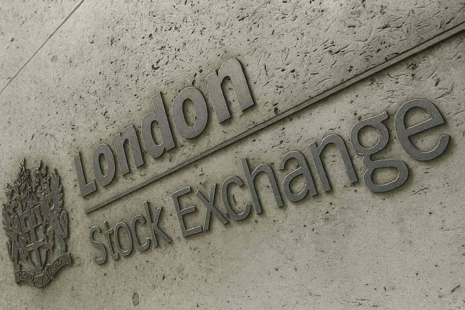 UK Stock Market Today: FTSE 100 Holds Near 10,600 as Oil Rebound Tests Ceasefire Rally
