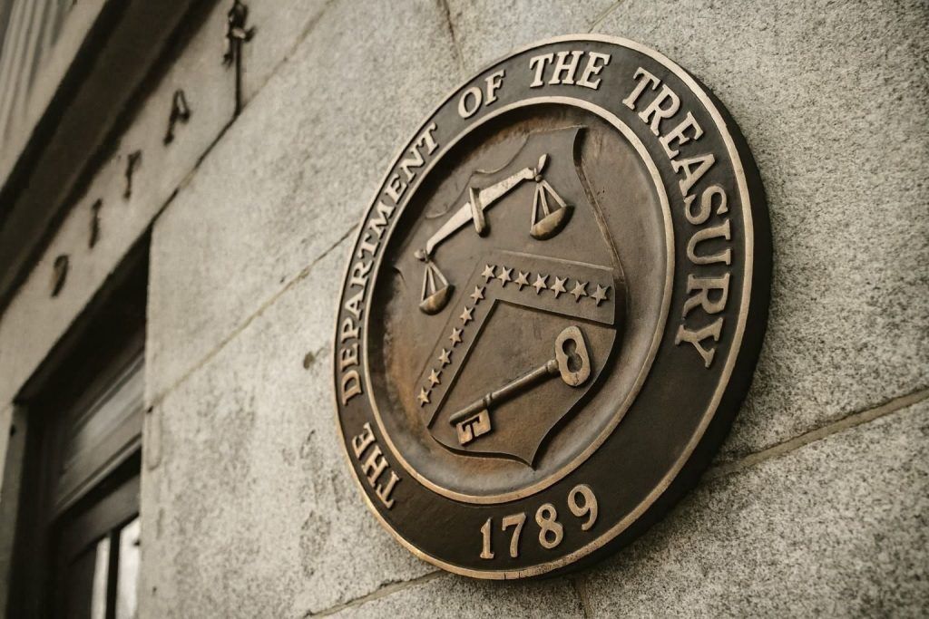 US Treasury Bonds Forecast for December 2025: Fed Rate Cut, Delayed Jobs & CPI Data, and Auction Supply Set Up a Volatile Finish