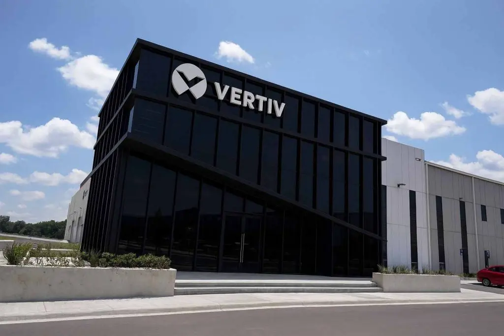Vertiv Holdings (VRT) Stock Price Slides Nearly 5% Despite Looming S&P 500 Entry