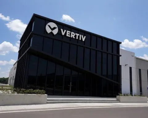 Vertiv (VRT) Stock Skyrockets on AI Boom – Will the Rally Continue?