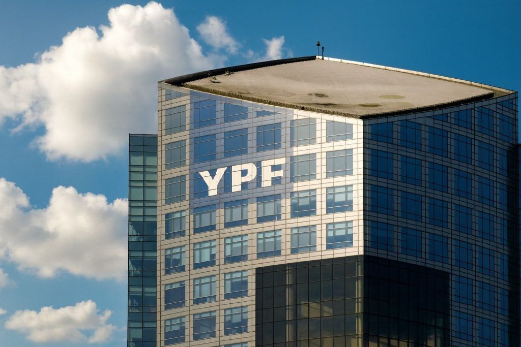 YPF Stock Soars on LNG Mega-Deal and Milei’s Reforms – Will Argentina’s Oil Giant Keep Climbing?