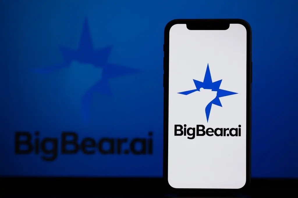 BigBear.ai (BBAI) Stock News Today (Nov. 19, 2025): Director Share Sale as Market Digests Q3 Earnings and Ask Sage Deal