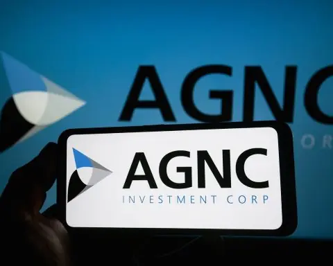 AGNC Investment Corp (AGNC) Stock Today, November 26, 2025: Near 52‑Week High With ~14% Dividend Yield and Fresh Institutional Buying